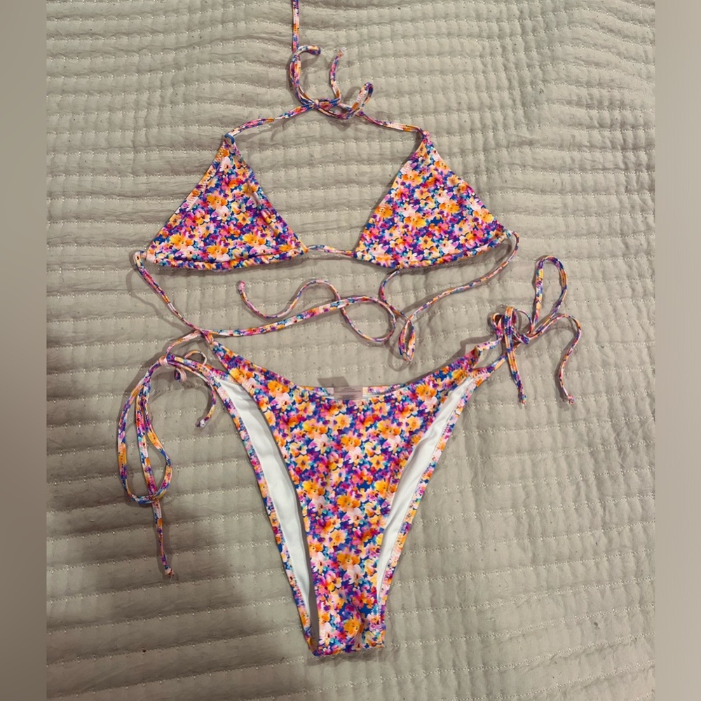 Bright bikini